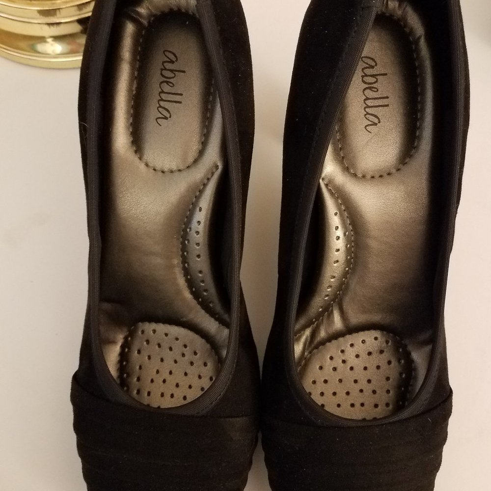 Abella shoes